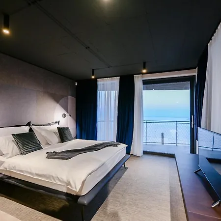 Villa Vista Hills Excelsior *