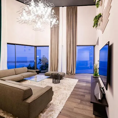 Vista Hills Excelsior Villa