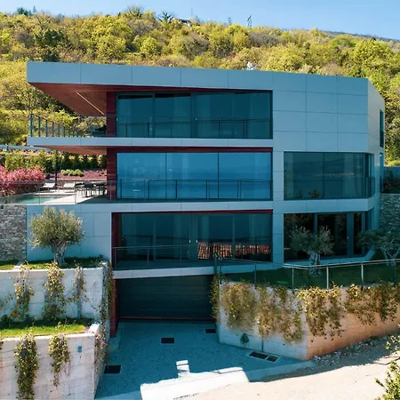 Vista Hills Excelsior Villa *