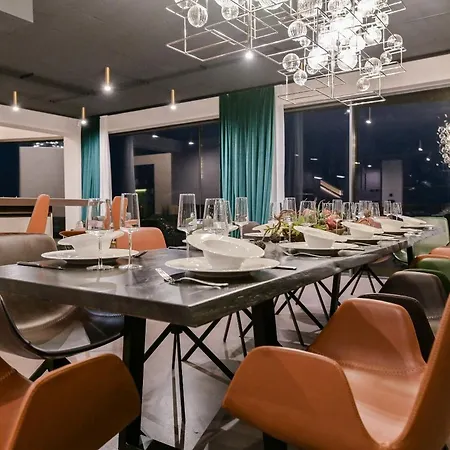 Villa Vista Hills Excelsior